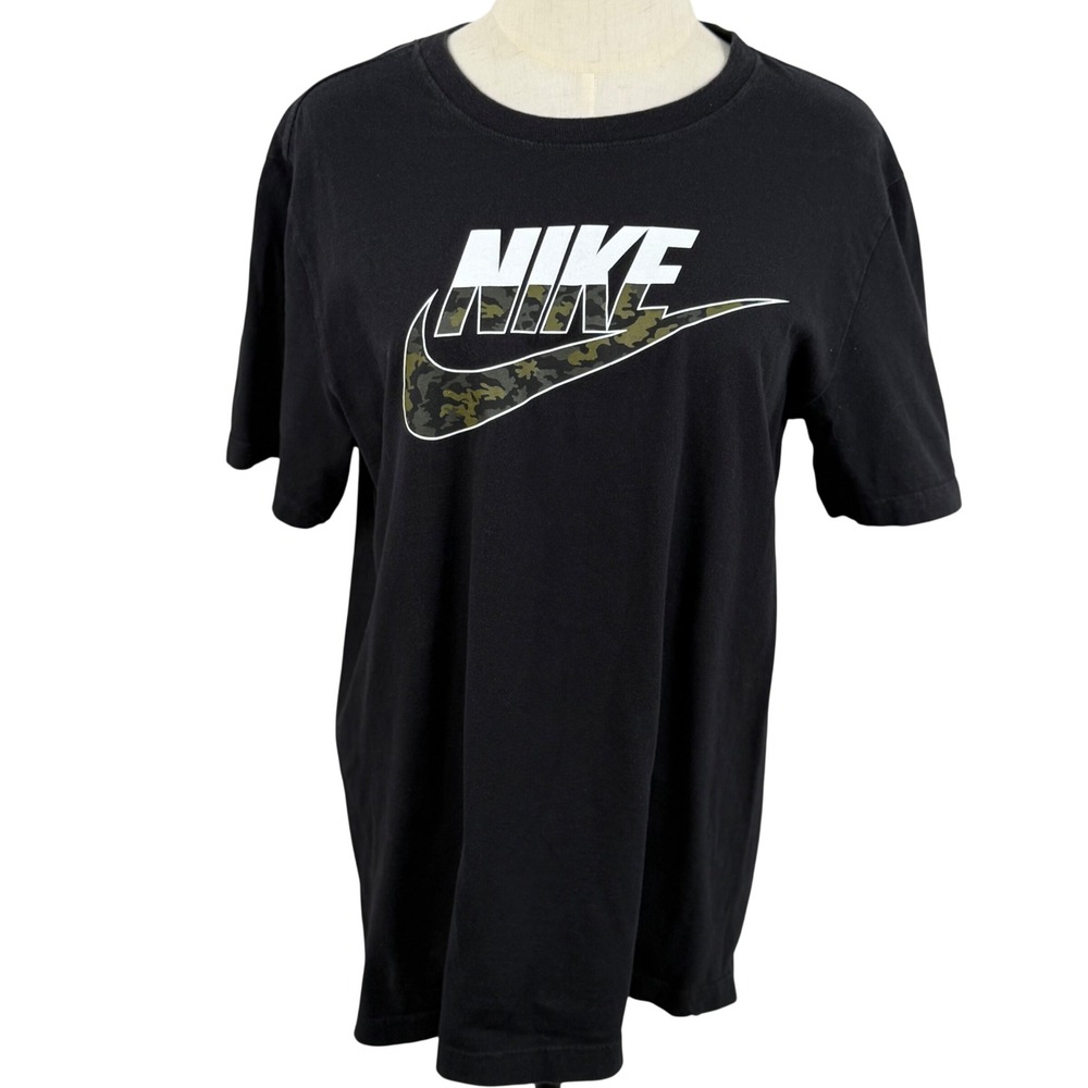 Nike Mens M Camo Swoosh Logo Graphic T-Shirt Black Short Sleeve Retro Athleisure
